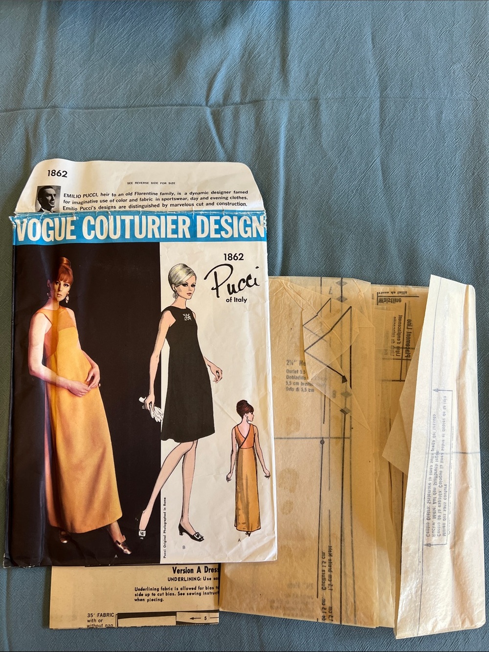 Vogue Couturier Design Women’s Dress Pattern uncut